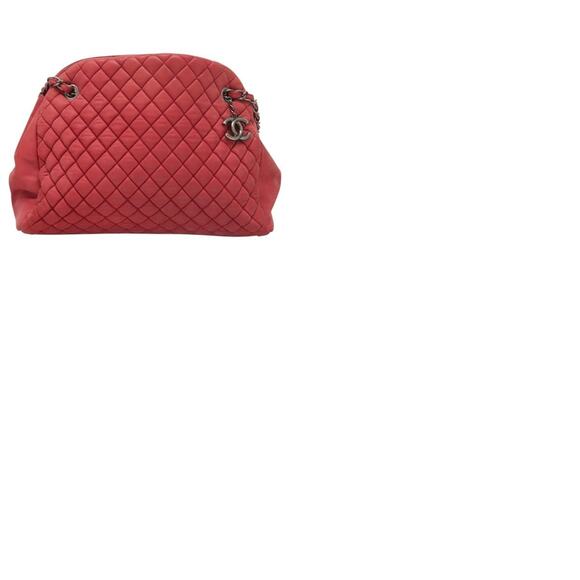 Chanel Matelasse Chain Shoulder Bag - Picture 4 of 6